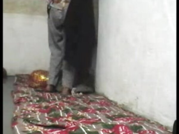 دو دختر برای سكس به سر کیرکلفت خوردنی می بردند